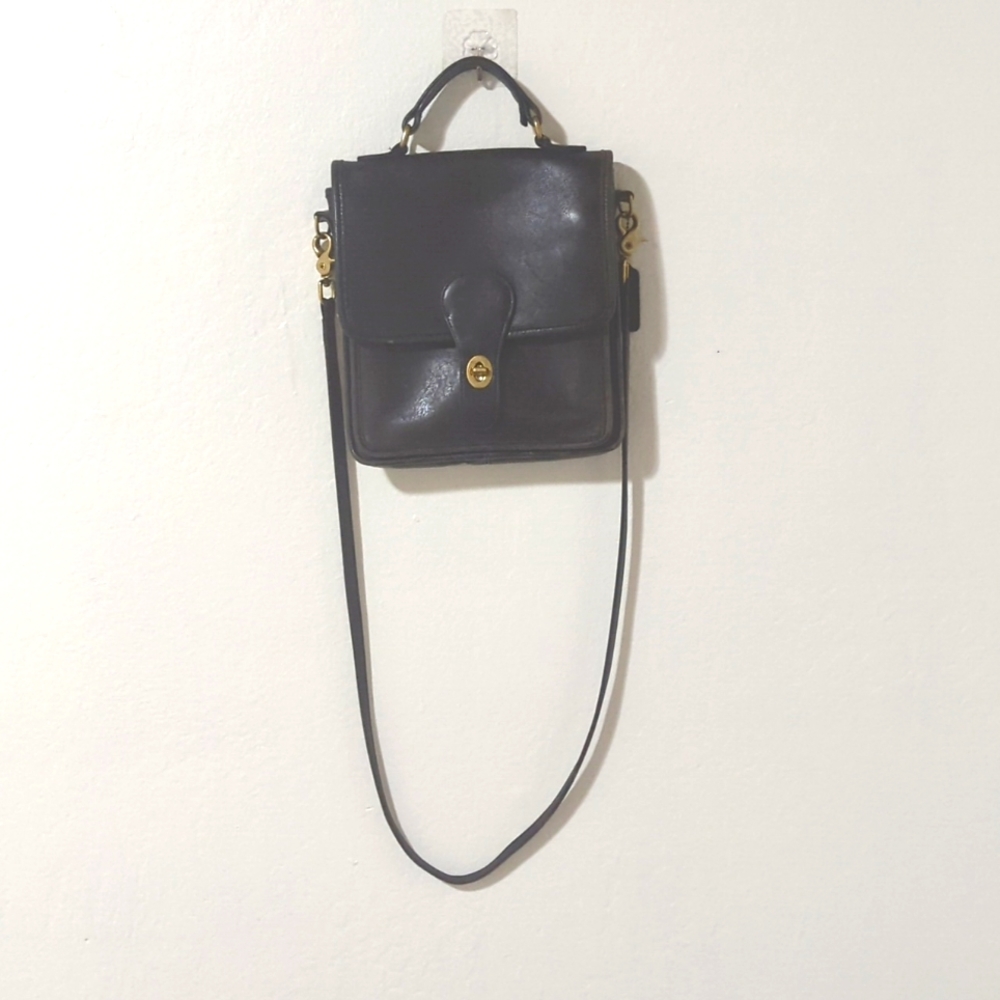 VINTAGE COACH PURSE